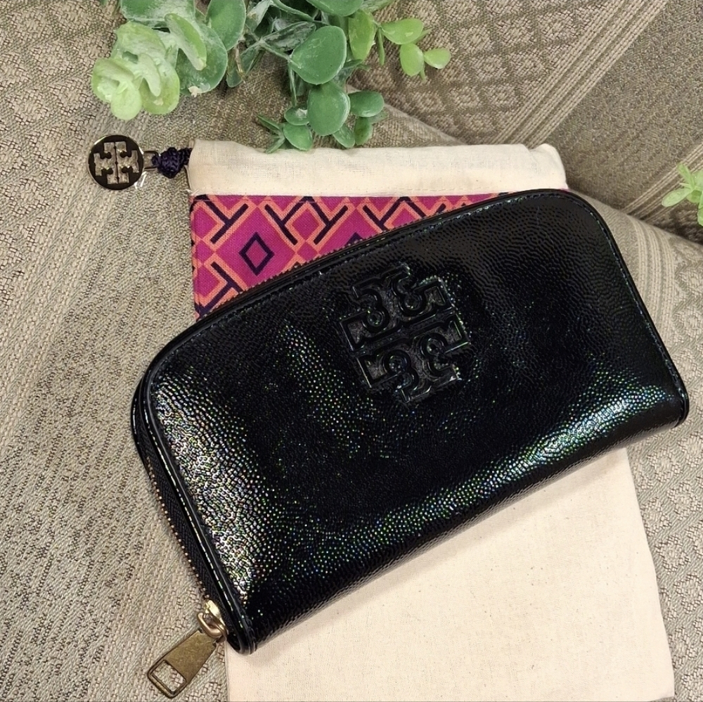 Tory Burch Britten Black Embossed Zip Around Wallet